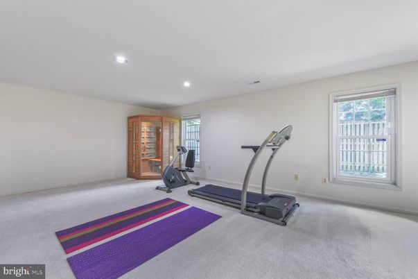 Fitness Equipment, Interior, Recessed Lighting