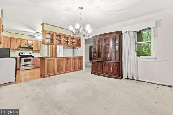 Chandelier, Interior, Kitchen, Stainless Steel Appliances, Wood Texture Flooring