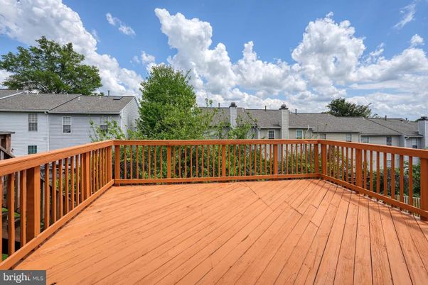 Exterior, Wood Texture Flooring