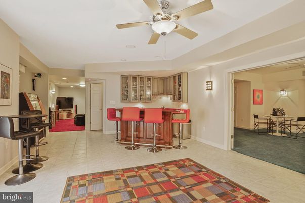 Dining room, Interior, Recessed Lighting