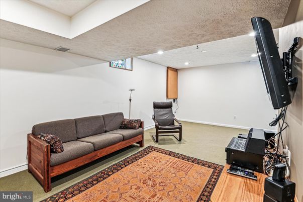 Fitness Equipment, Interior, Recessed Lighting