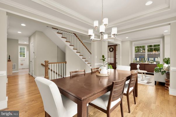 Chandelier, Dining room, Interior, Pendant Lights, Recessed Lighting, Wood Texture Flooring