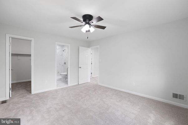 Bathroom, Empty room, Interior
