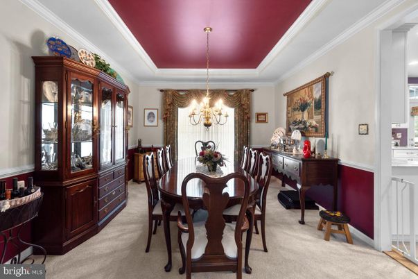 Chandelier, Dining room, Interior