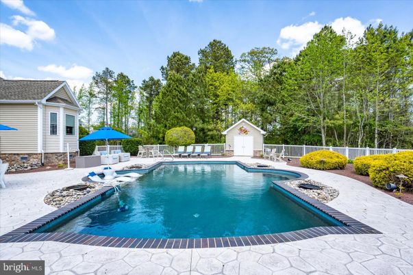 Detached Garage, Exterior, Pool