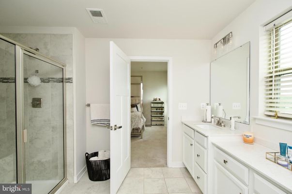 Bathroom, Bedroom, Glass Shower, Interior