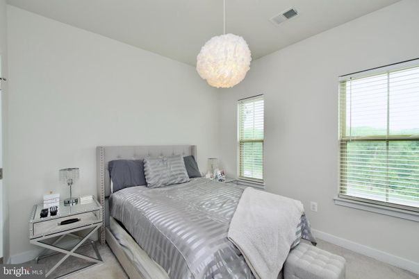 Bedroom, Interior, Pendant Lights