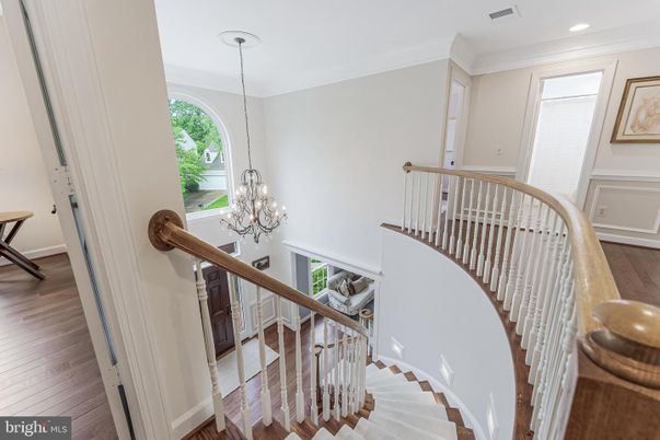 Chandelier, Interior, Recessed Lighting, Wood Texture Flooring