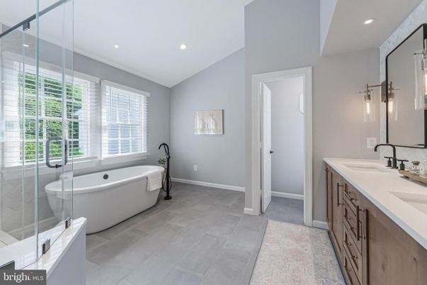 Bathroom, Dual Sink Vanities, Free Standing Baths, Glass Shower, Interior, Recessed Lighting