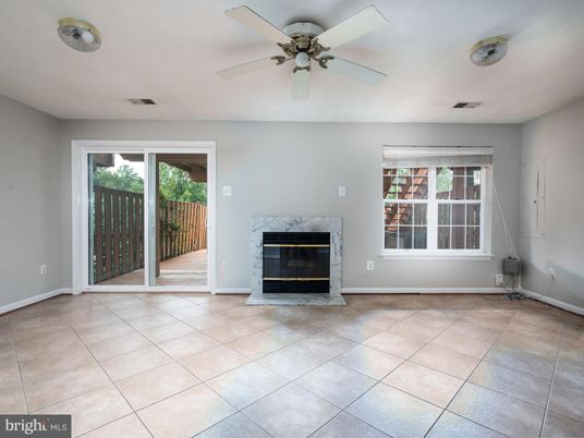 Empty room, Fireplace, Interior