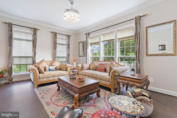 Chandelier, Interior, Living room, Wood Texture Flooring