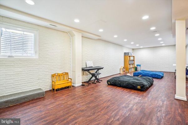 Interior, Recessed Lighting, Stone Walls, Wood Texture Flooring