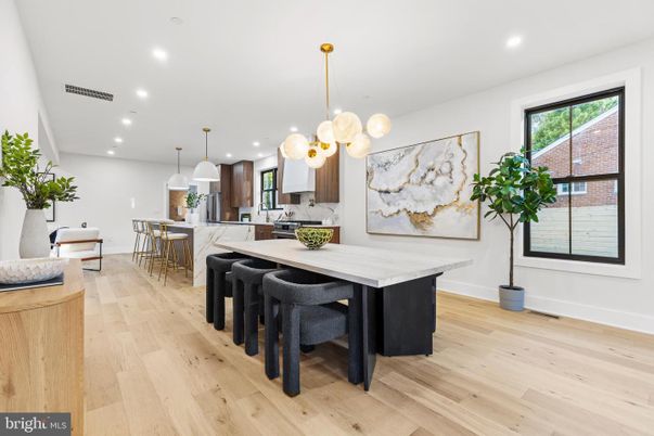 Dining room, Interior, Kitchen, Pendant Lights, Recessed Lighting, Wood Texture Flooring