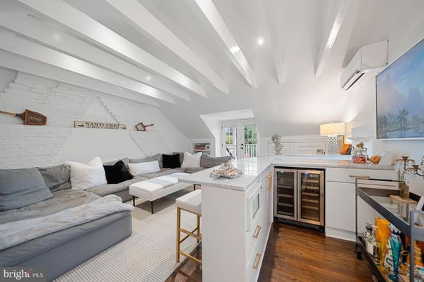 Interior, Kitchen, Living room, Recessed Lighting, Wood Texture Flooring