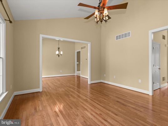 Chandelier, Empty room, Interior, Pendant Lights, Wood Texture Flooring