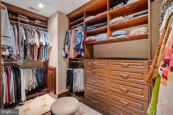 Interior, Recessed Lighting, Walk-in Closets