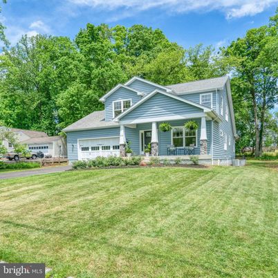 Attached, Backyard, Exterior, Facade, Ranch