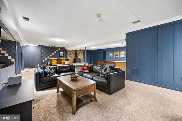 Interior, Living room, Recessed Lighting, Stone Walls