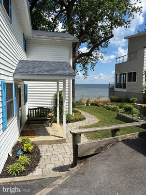 Exterior, Water