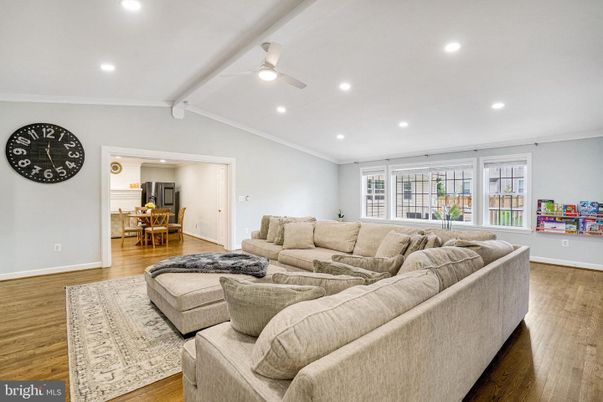 Dining room, Interior, Living room, Recessed Lighting, Wood Texture Flooring