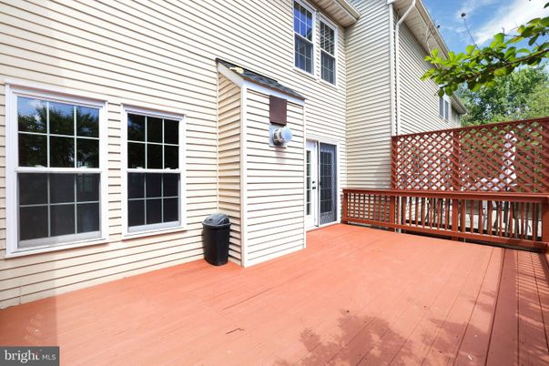 Exterior, Wood Texture Flooring