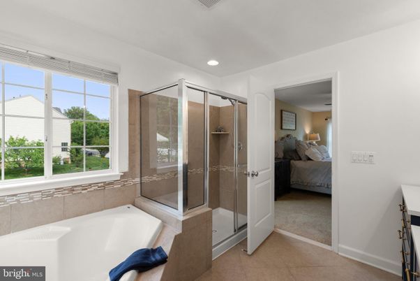 Bathroom, Bedroom, Glass Shower, Interior, Recessed Lighting