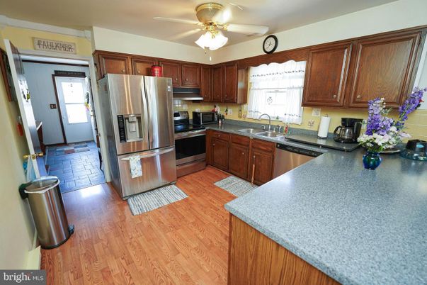 Interior, Kitchen, Stainless Steel Appliances, Wood Texture Flooring