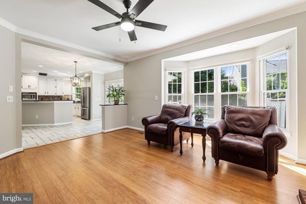 Interior, Kitchen, Living room, Pendant Lights, Stainless Steel Appliances, Wood Texture Flooring