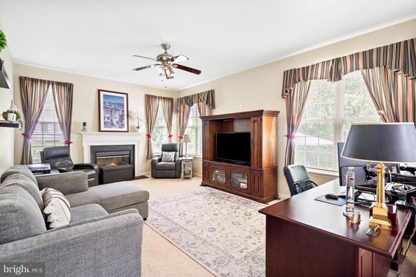 Fireplace, Home Office, Interior, Living room
