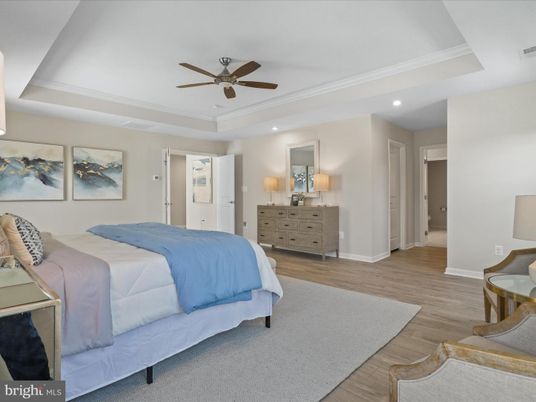 Bedroom, Interior, Recessed Lighting, Wood Texture Flooring