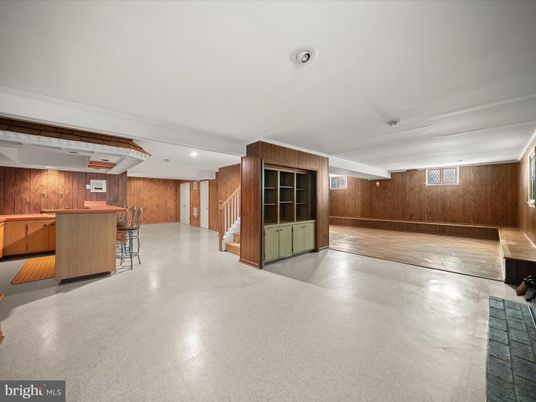 Interior, Recessed Lighting, Wooden Walls