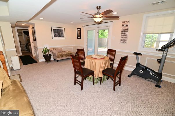 Dining room, Fitness Equipment, Interior, Recessed Lighting