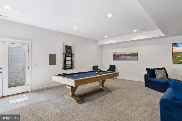 Billiard Table, Game Room, Interior, Recessed Lighting