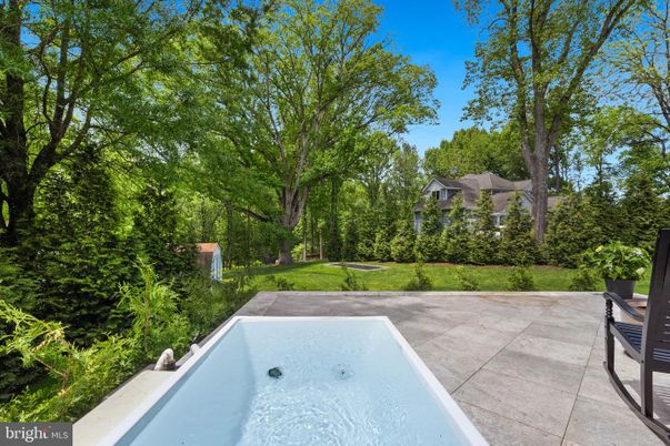 Backyard, Exterior, Hot Tub