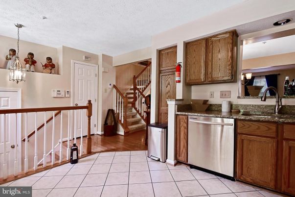 Interior, Kitchen, Pendant Lights, Wood Texture Flooring