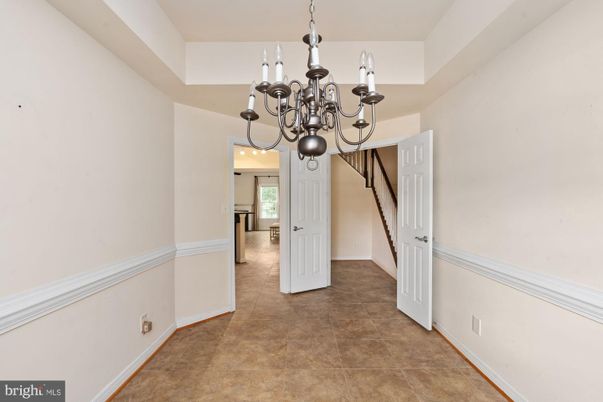Chandelier, Empty room, Interior