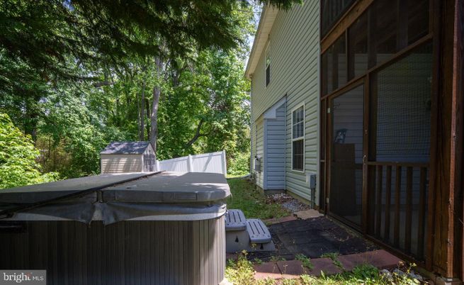 Exterior, Hot Tub