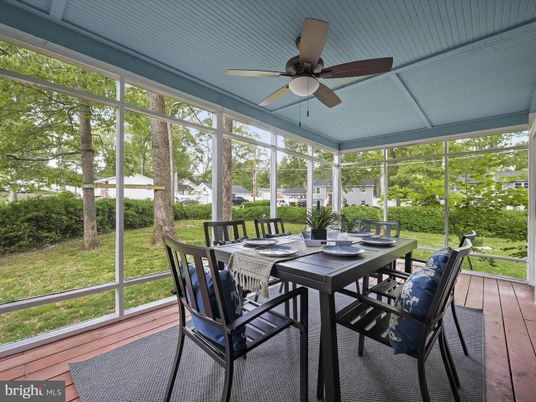 Dining room, Interior, Sun Room, Wood Texture Flooring