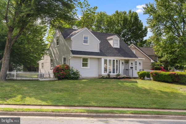 Exterior, Facade, Cape Cod