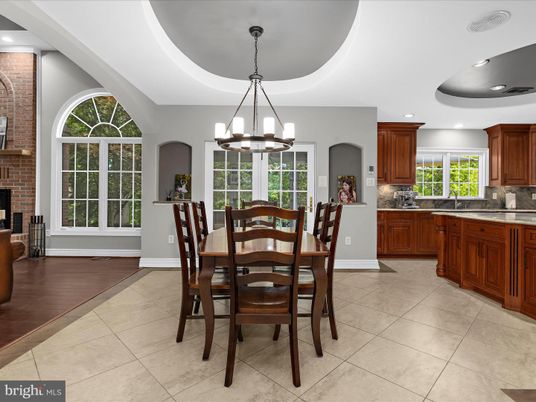 Dining room, Interior, Kitchen, Pendant Lights, Recessed Lighting