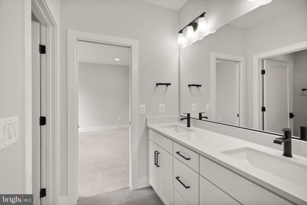Bathroom, Dual Sink Vanities, Interior