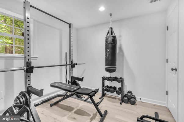 Fitness Equipment, Interior, Recessed Lighting, Wood Texture Flooring