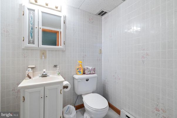 Bathroom, Interior