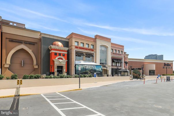Exterior, Facade, None