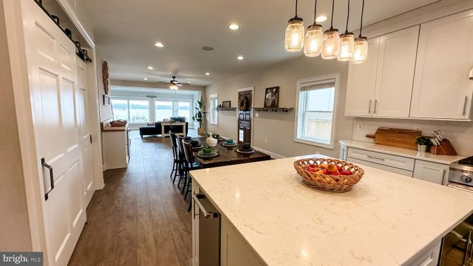 Interior, Kitchen, Pendant Lights, Recessed Lighting, Wood Texture Flooring