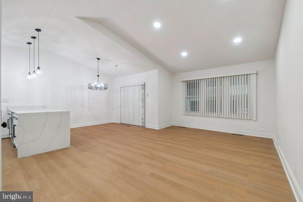 Empty room, Interior, Pendant Lights, Recessed Lighting, Wood Texture Flooring