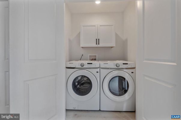 Interior, Recessed Lighting, Utility Closets, Washer, Wood Texture Flooring