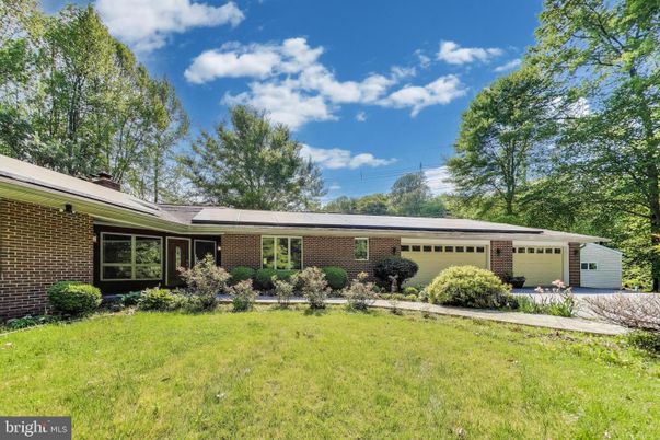 Attached, Exterior, Facade, Brick Facade, Solar Panels, Ranch