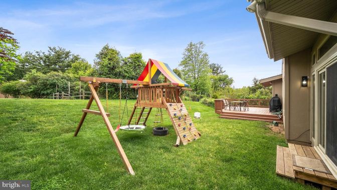 Backyard, Exterior, Playground