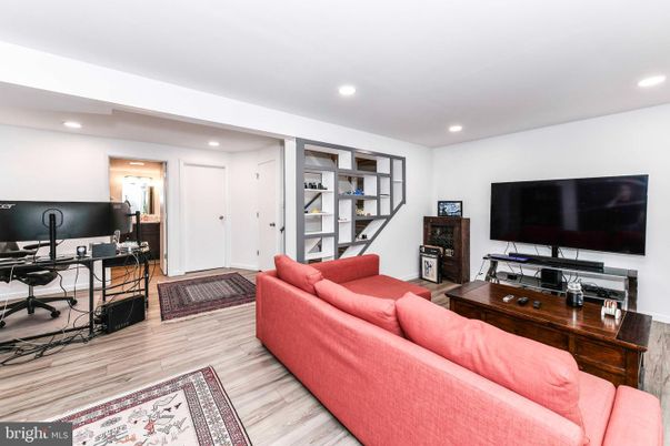 Home Office, Interior, Living room, Recessed Lighting, Wood Texture Flooring